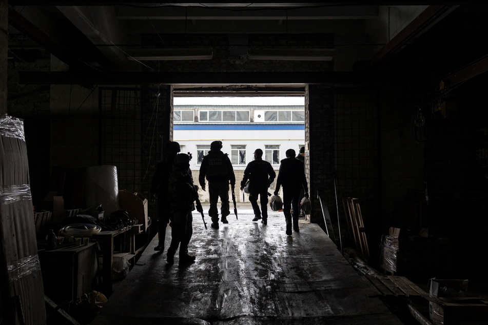 Ukrainian soldiers in Severodonetsk, where Russian troops have reportedly been redeployed from the north.