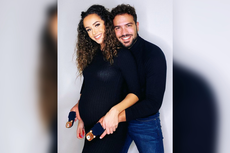 Yasin und Samira lernten sich 2019 bei "Love Island" kennen, sind mittlerweile verheiratet und Eltern eines Sohnes.