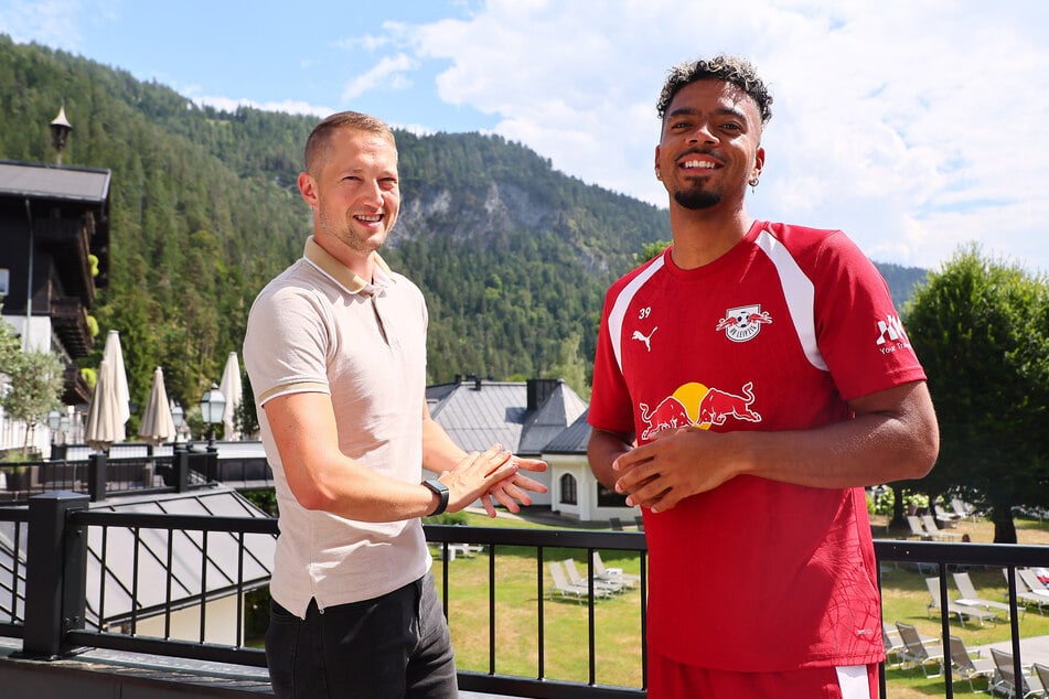 RB Leipzigs Rechtsverteidiger Benjamin Henrichs im Gespräch mit TAG24-Redakteur Michi Heymann.