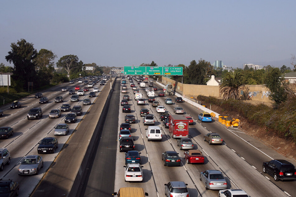 Die Todesschüsse fielen im Berufsverkehr auf einer Autobahn im Großraum Los Angeles (Symbolbild)
