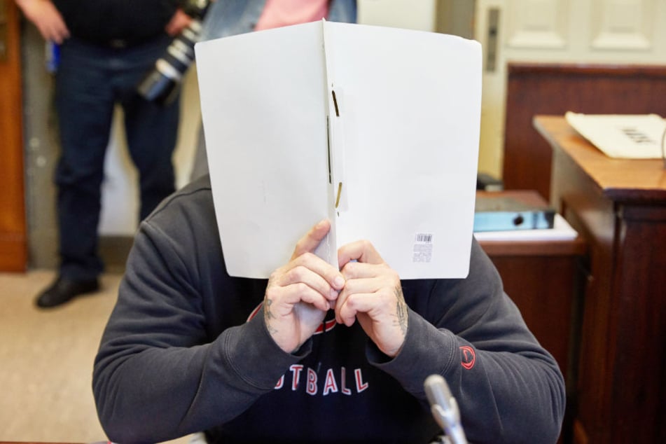 Der Angekagte gestand die Tat zu Prozessbeginn teilweise (Archivbild).