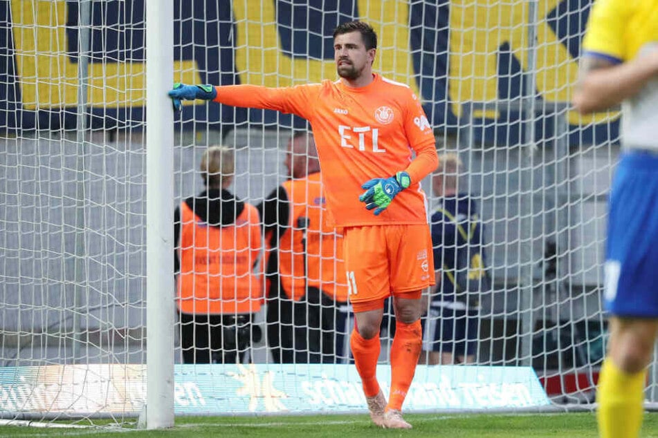 Am 24. April 2019 hütet Benny Kirsten das Lok-Tor im Sachsenpokal-Halbfinale gegen den Chemnitzer FC (12:13 nach Elfmeterschießen). Es war eines seiner letzten Spiele für den ambitionierten Viertligisten.