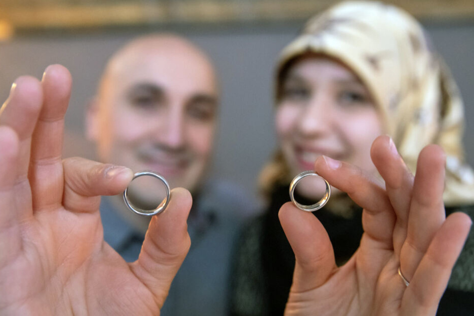 Wer im Februar 2020 heiraten will, steht nicht allein. Die Standesämter in ganz Deutschland sind soll ausgelastet.