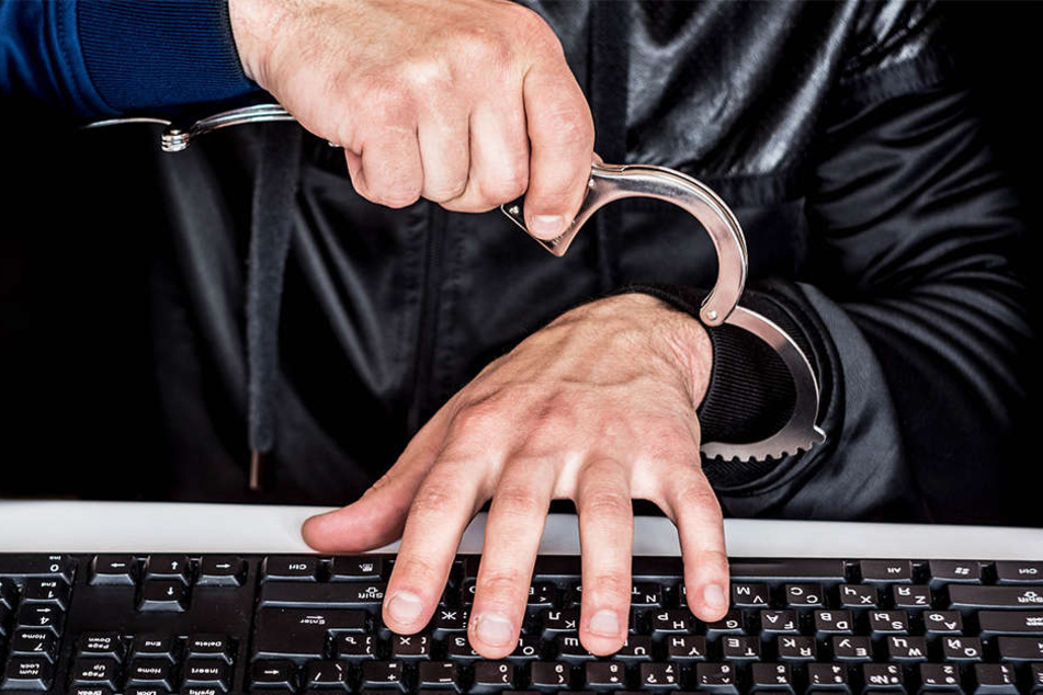 Verfassern von Hass-Parolen im Internet drohen bis zu 5 Jahre Haft. (Symbolbild)