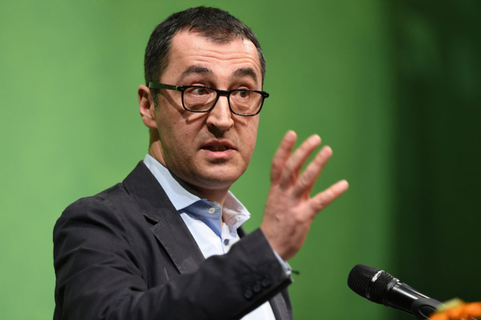 Cem Özdemir hat zur Özil-Erdogan-Debatte eine ganz klare Meinung.