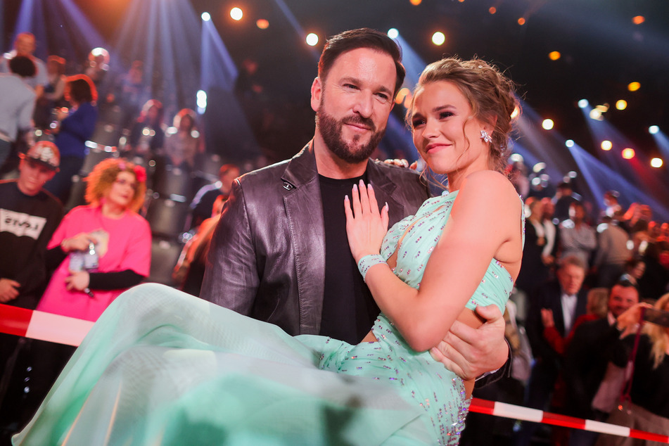 Laura Müller (19) TV-Persönlichkeit, und ihr Freund Michael Wendler (47), Sänger.