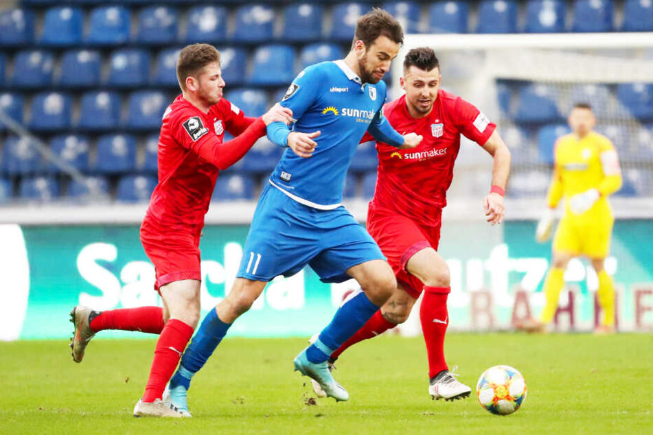 FCM-Kapitän Christian Beck (M.) agiert in diesem Jahr unglücklich. Er bräuchte ein Erfolgserlebnis, das den Knoten wieder platzen lässt. (Archivbild)