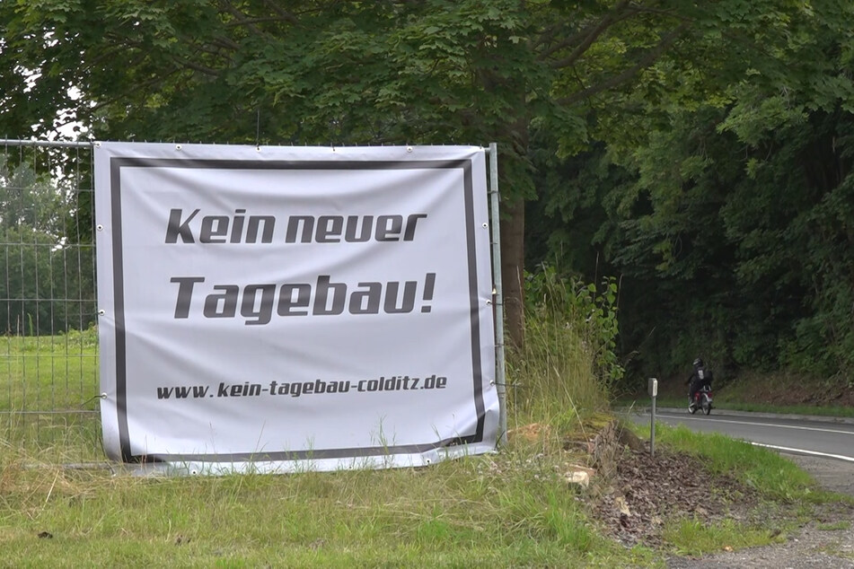In Colditz und Umgebung hat sich eine Bürgerinitiative zusammengefunden, die gegen die Erweiterung des Tagebaus protestieren.