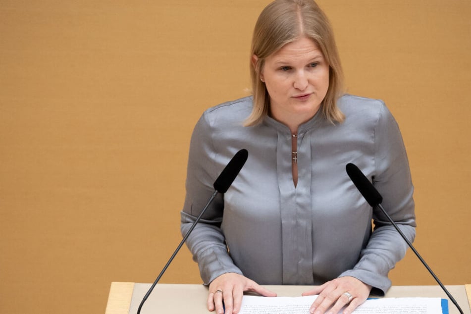 Der Streit in der AfD-Landtagsfraktion eskaliert: Katrin Ebner-Steiner steht im Fokus.