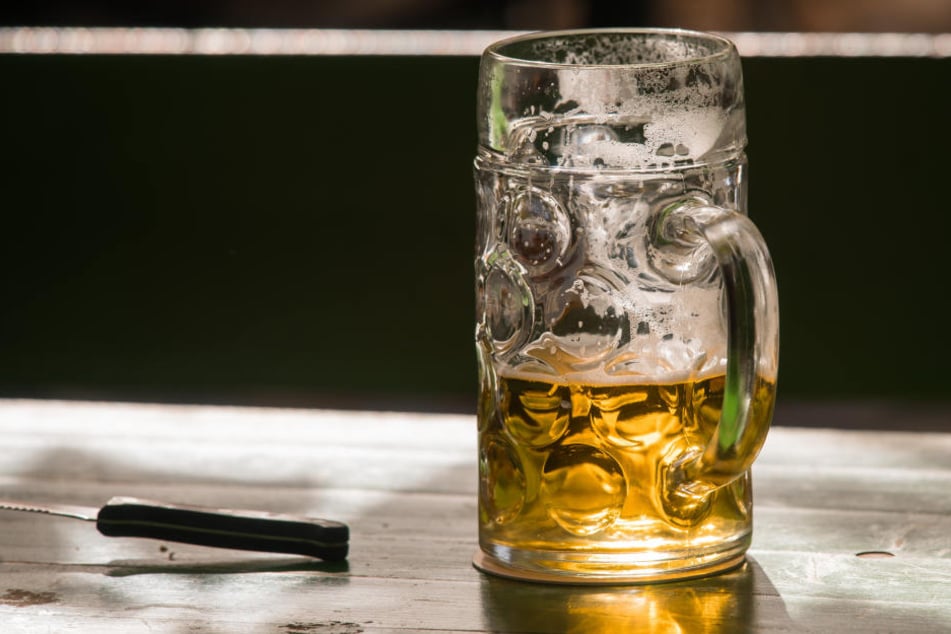 Bei der Star Wars Party zu The last Jedi im Plan B, könnt Ihr mit Bier anstoßen. (Symbolbild)