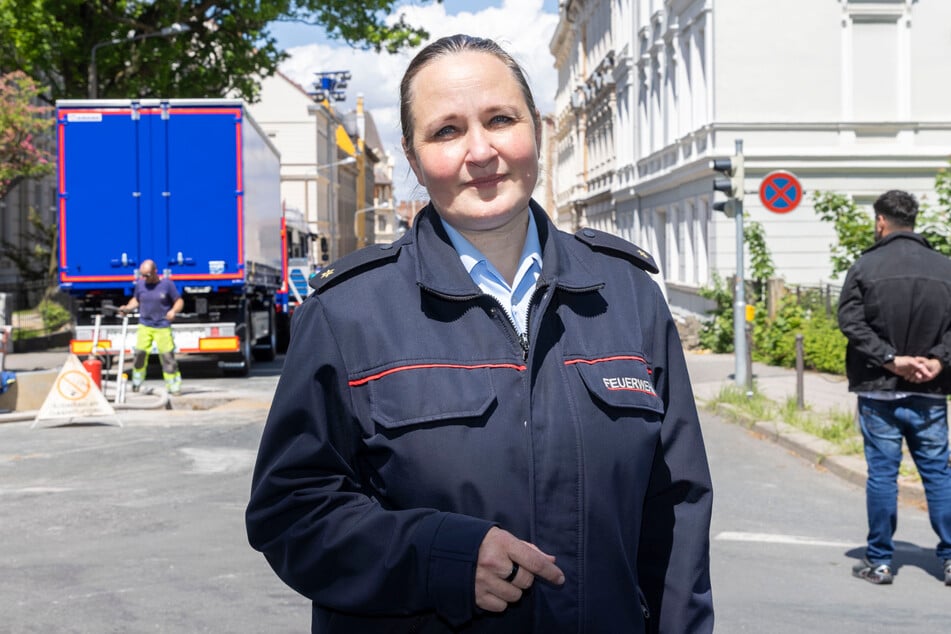 Die Görlitzer Feuerwehr-Chefin Anja Weigel (47) hat noch mehrere Sorgen.