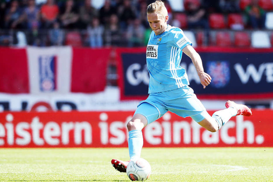 Dennis Grote ist der einzige CFC-Kicker aus dem aktuellen Kader, der beim 5:0 am 8. April in Erfurt auf dem Platz stand. Torjäger Daniel Frahn saß damals seine Spielsperre ab.