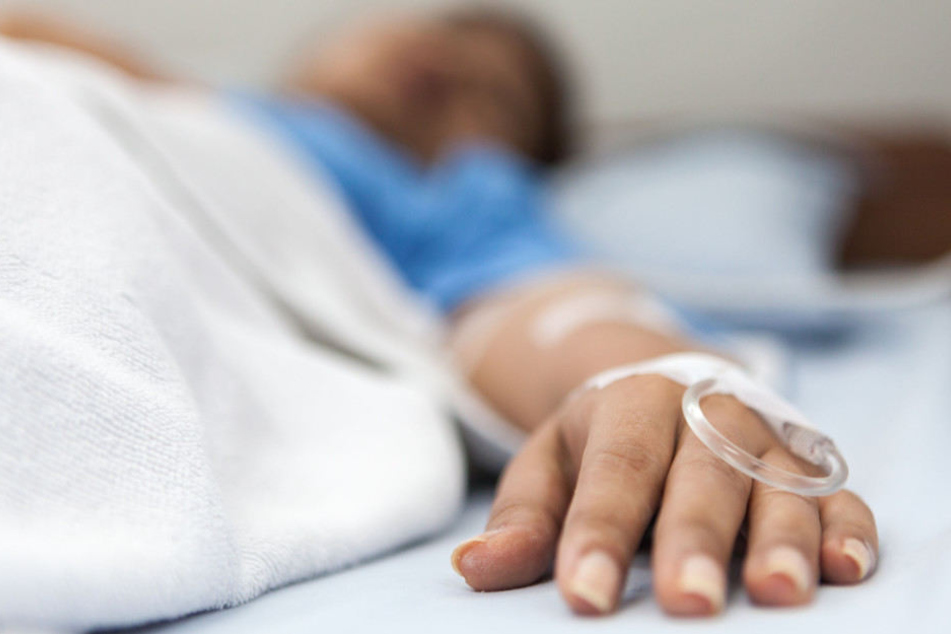 Seit etwa vier Wochen liegt der unbekannte Jogger komatös im Krankenhaus. (Symbolbild)