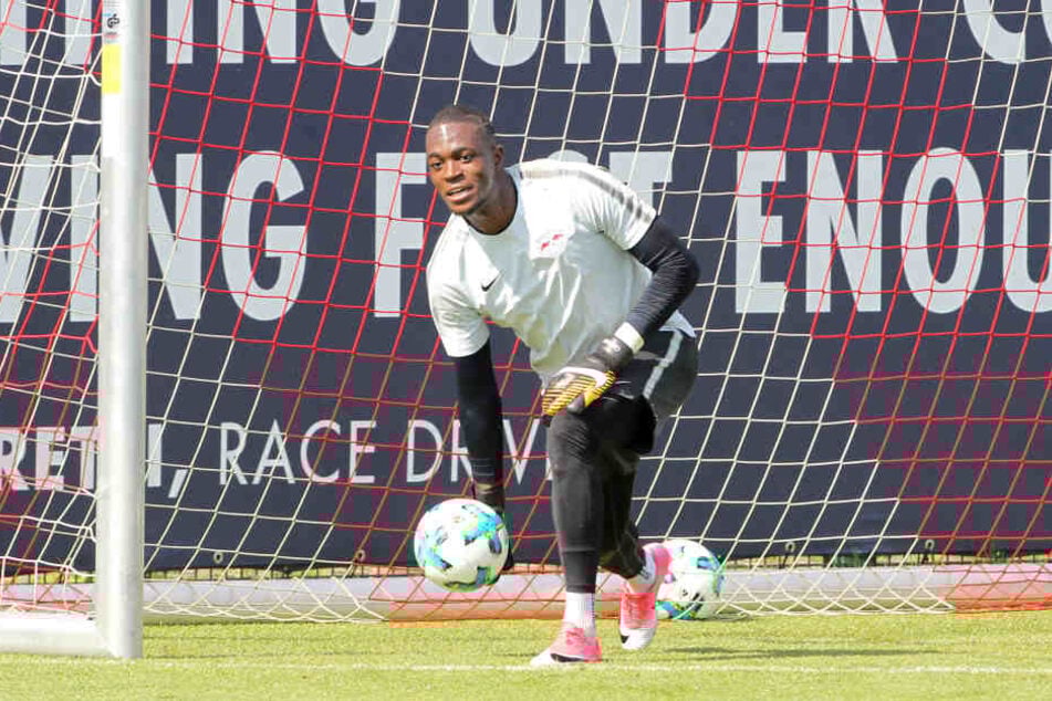 Darf sich über Einsätze in Englischen Wochen freuen: Ersatzkeeper Yvon Mvogo (24).