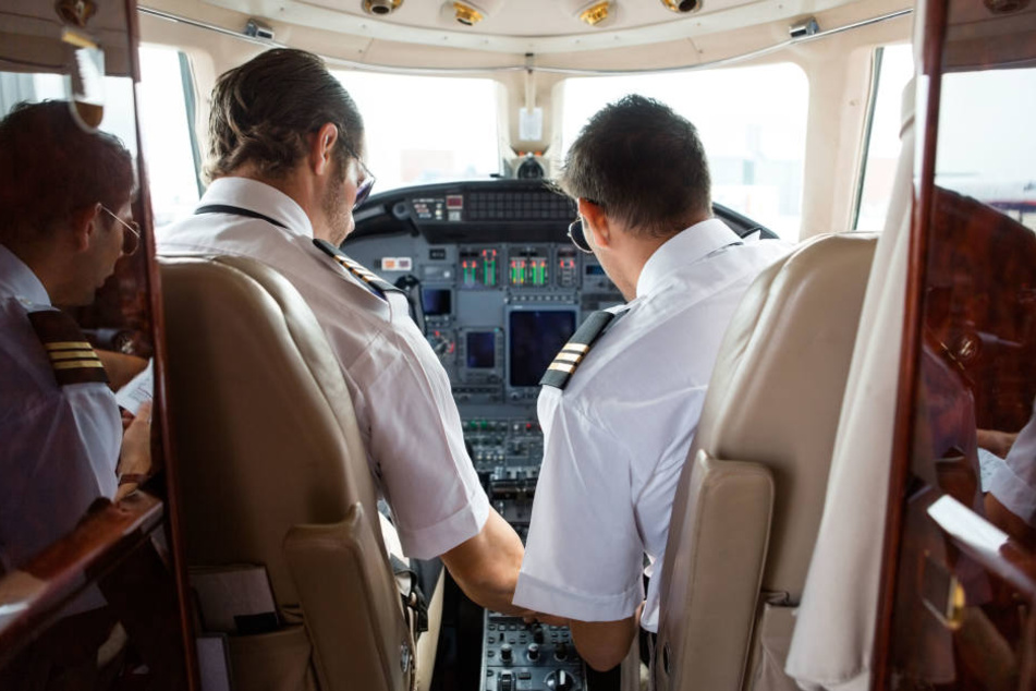 Piloten dürfen Notlandungen und Zwischenstopps einlegen, wenn ein Störenfried an Bord ist.