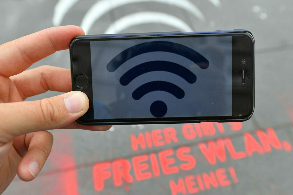 Chemnitz erhält 15.000 Euro für öffentliche WLAN-Hotspots. (Symbolbild)