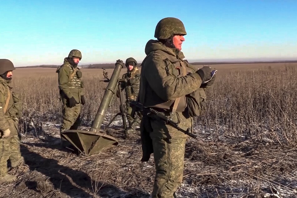 Wuhledar liegt wie auch die Städte Pokrowsk und Kurachowe in der ostukrainischen Region Donezk. Russland hatte dort zuletzt den militärischen Druck erhöht.