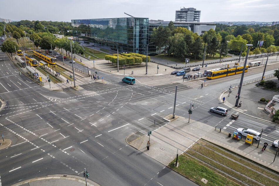 Die Kreuzung am Straßburger Platz rückt am Donnerstagvormittag ins Visier von Klimaaktivisten. (Archivbild)
