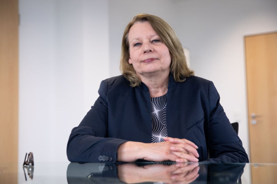 Die scheidende Gesundheitssenatorin Cornelia Prüfer-Storcks wanrt vor Nachlässigkeit. (Archivbild)