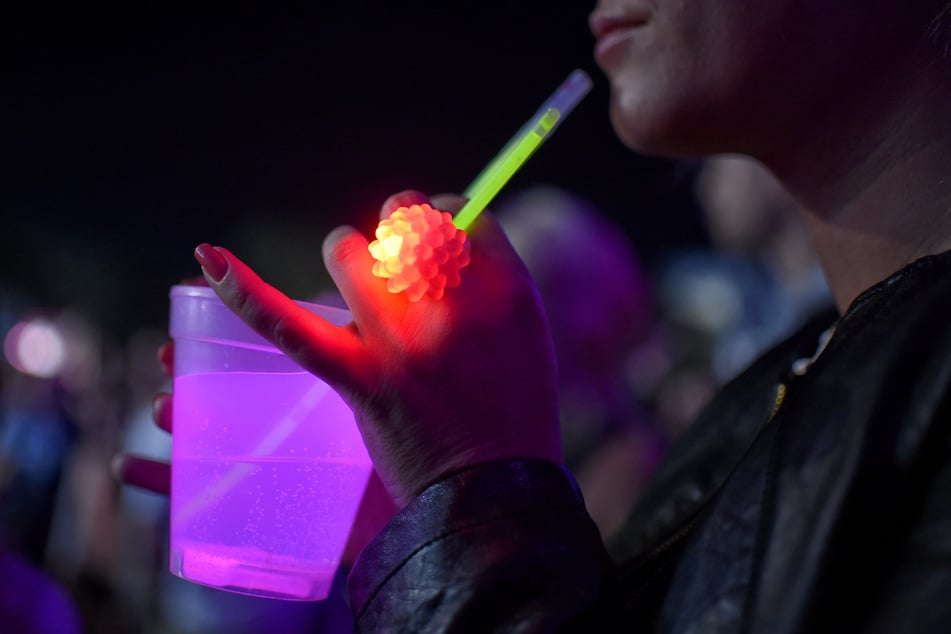 An diesem Wochenende feiern die Festivalgänger in Brandenburg vor allem zu elektronischer Musik. (Symbolbild)
