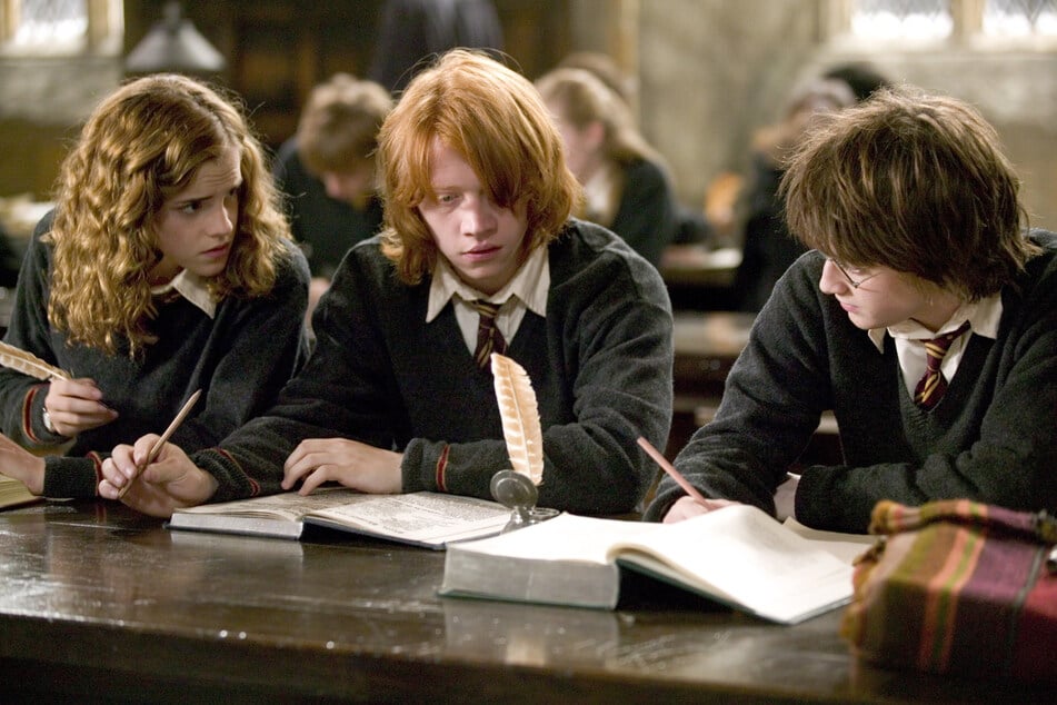 Die Abenteuer von Hermine (Emma Watson, 32, v.l.), Ron (Rupert Grint, 34) und Harry (Daniel Radcliffe, 33) begeistern bis heute Millionen Fans.