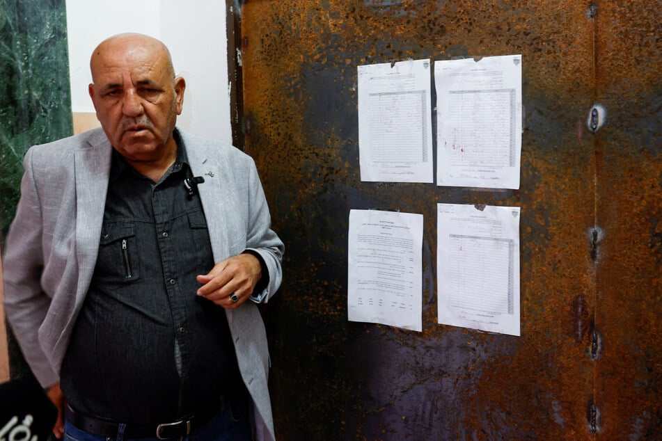 Al Jazeera's West Bank bureau chief Walid al-Omari was told by soldiers to immediately vacate the office in Ramallah.