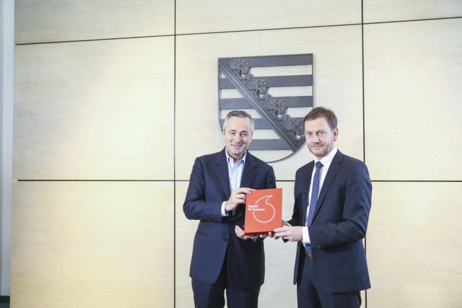 Michael Kretschmer und Vodafone-Boss Hannes Ametsreiter.