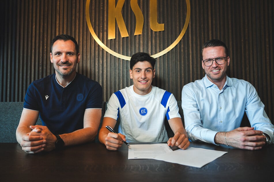 Deniz Ofli (19, M.) unterschrieb beim KSC einen Leihvertrag mit Kaufoption.