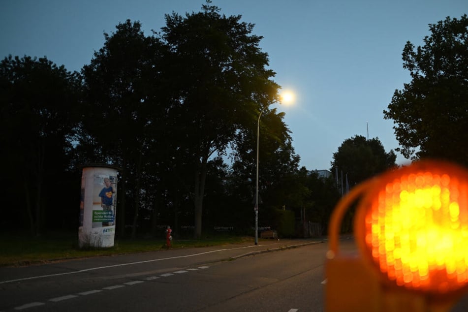 In einem Gebüsch vor einer Diskothek in Freiburg sollen die elf Angeklagten die 18-Jährige vergewaltigt haben.