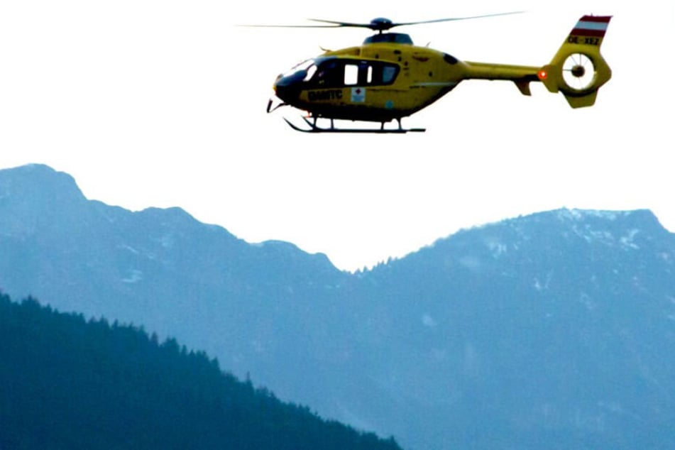 Am Samstagmorgen wurde der Leichnam per Hubschrauber geborgen. (Symbolbild)