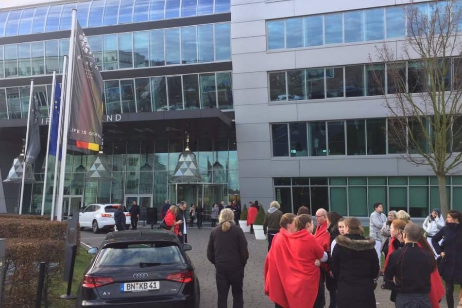 Das Hotel musste wegen eines verdächtigen Koffers weiträumig abgesperrt werden.