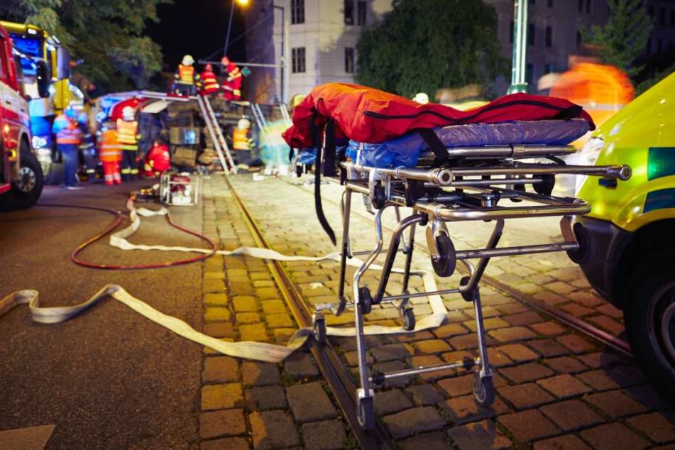 Die Seniorin (78) erlitt schwere Verletzungen und musste im Krankenhaus operiert werden. (Symbolbild)
