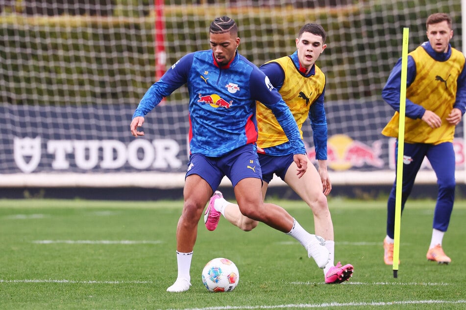 Jetzt, wo Benjamin Henrichs (28) zurück ist, wird es für Nedeljkovic noch schwerer, auf Einsatzminuten zu kommen.