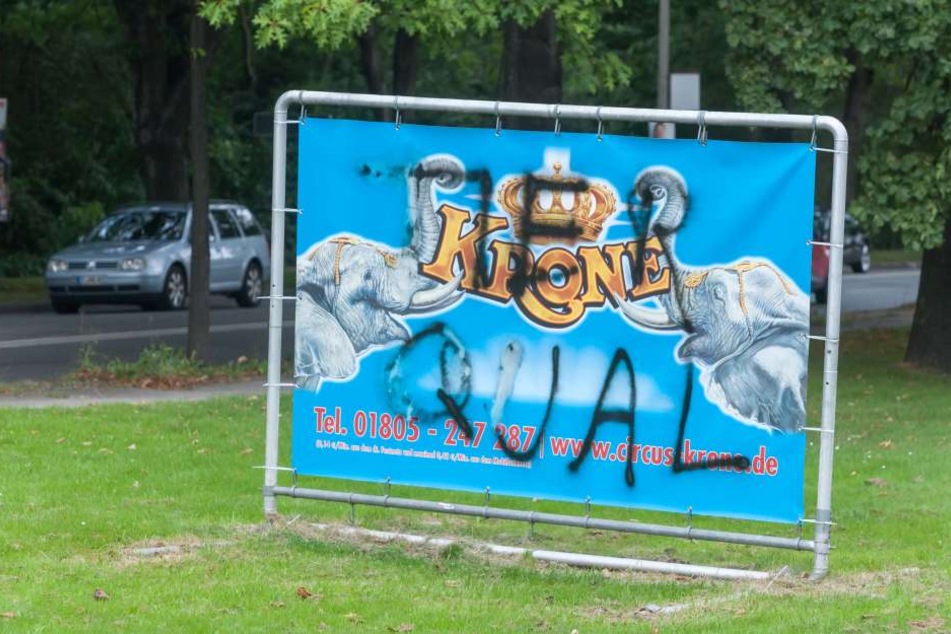 Über 50 Werbeplakate wurden in Zwickau abgerissen oder beschmiert.