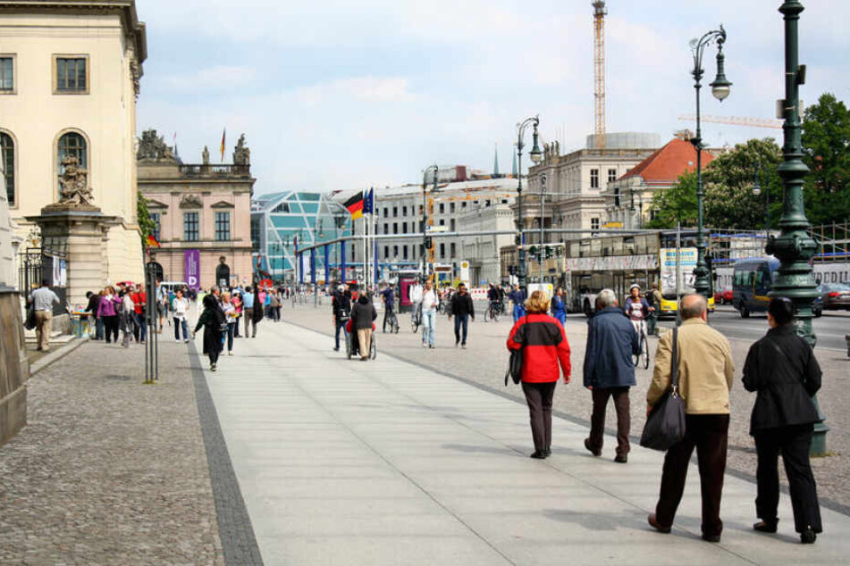Briten reisen seltener nach Berlin: Dafür zieht es diese Völker mehr in die Hauptstadt!