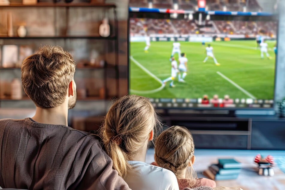 Bei der Telekom gibt's bis zu 150 Euro Cashback auf den Wechsel zu Magenta-TV
