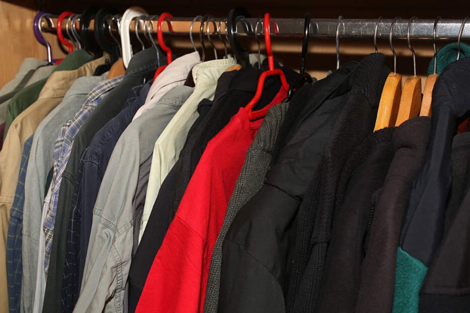 Im Kleiderschrank wurden die Beamten schließlich fündig (Symbolfoto).