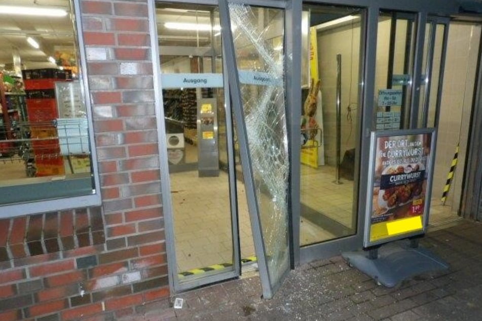 In einen Supermarkt in der Albertstraße in Flingern wurde am frühen Donnerstagmorgen (21. März) eingebrochen.
