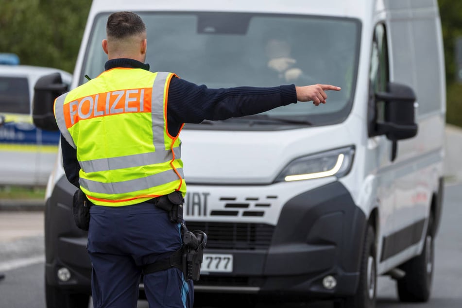 Der defekte Kühltransporter ist den Beamten bei einer Kontrolle aufgefallen. (Symbolfoto)