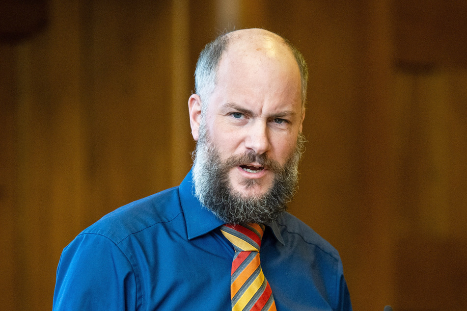 Martin Kohlmann (46) ist der Vorsitzende der rechtsextremen Partei "Freie Sachsen".