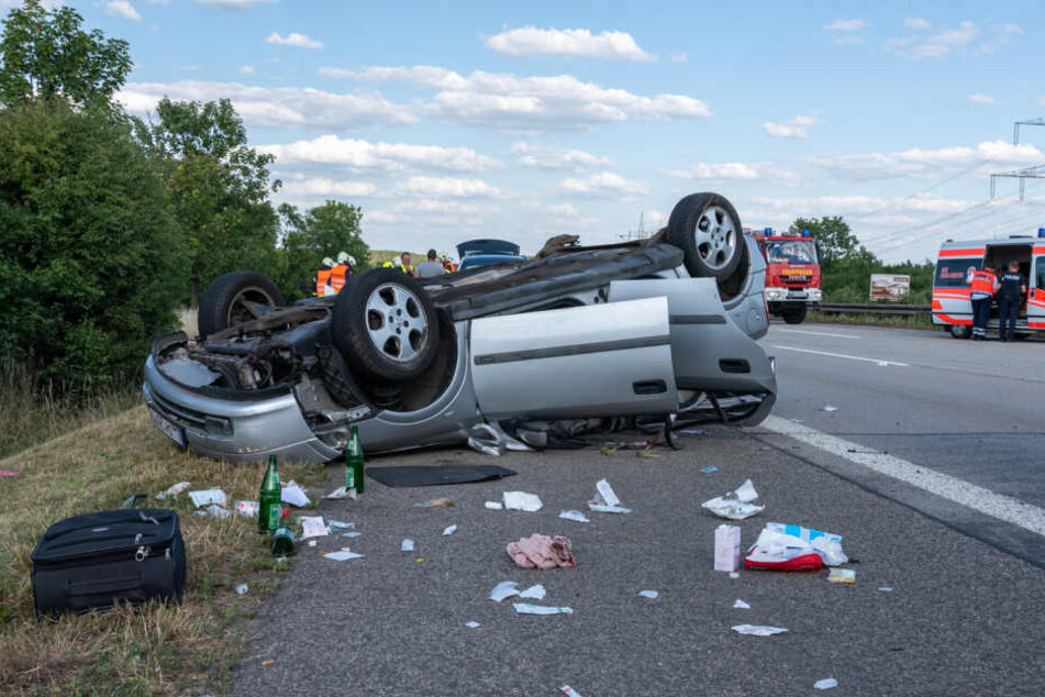 In diesem Auto saß die Familie und wurde schwer verletzt.