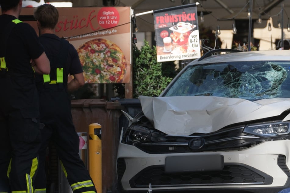 Leipzig: Tote und Verletzte in Leipzig: Auto rast in Menschenmenge