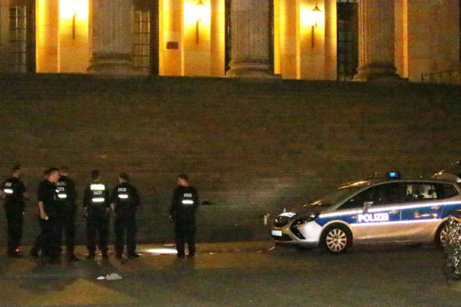 Vor dem Schauspielhaus am Gendarmenmarkt kam es am Mittwochabend zu der Attacke.