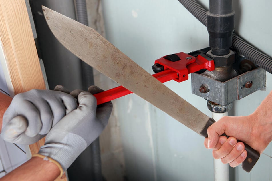 Im Treppenhaus wurde der Handwerker bedroht. (Symbolbild)