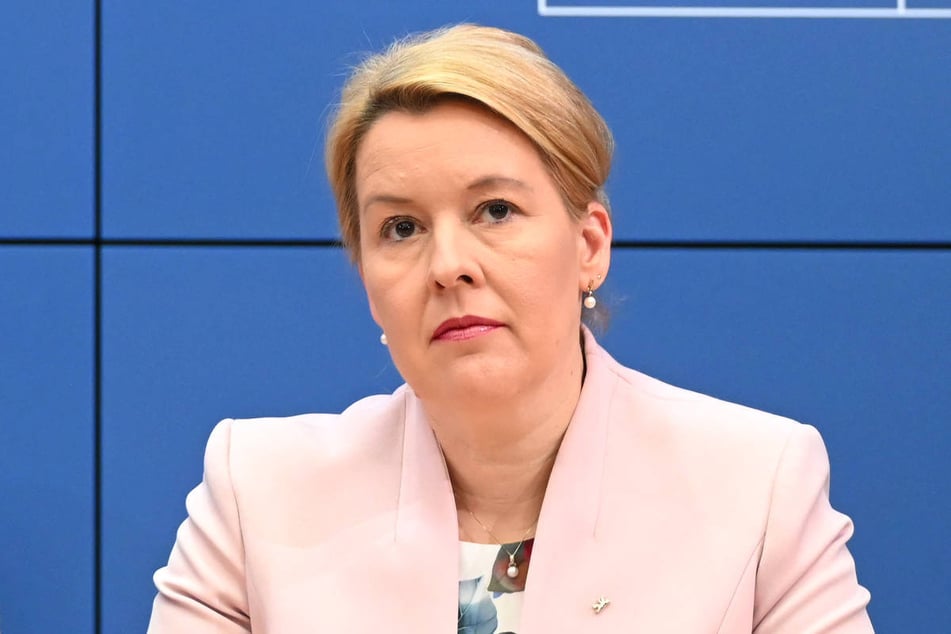 Auch der ehemaligen Regierenden Bürgermeisterin Franziska Giffey (48, SPD) wurde der Doktortitel aberkannt.