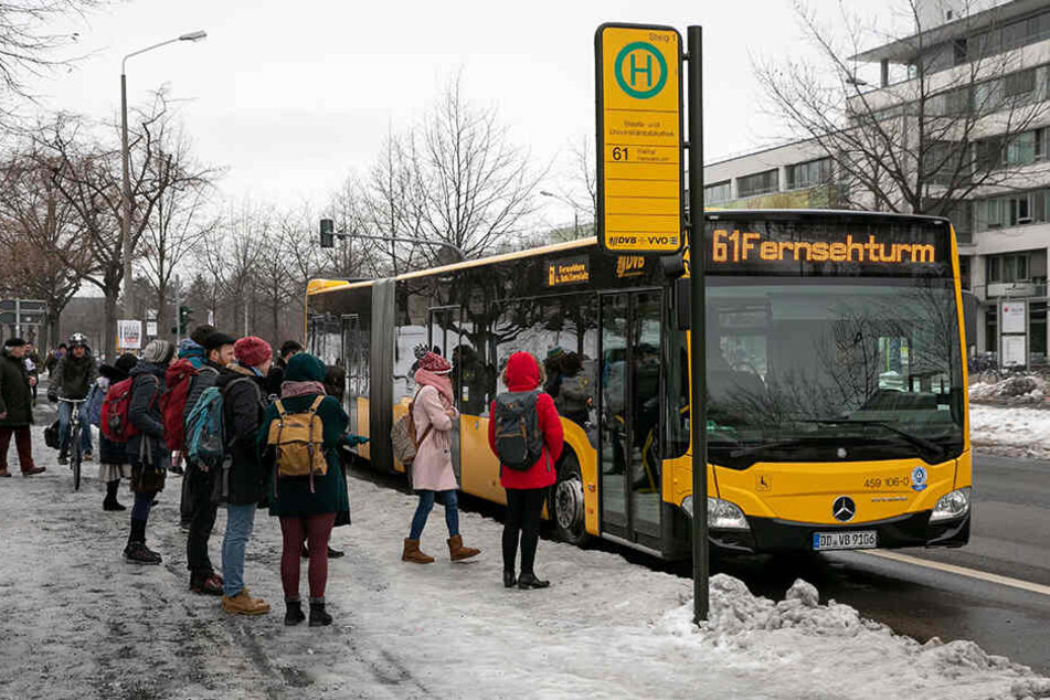 Die "61" befördert fast 32.000 Passagiere pro Tag - mehr als einige Straßenbahn-Linien.