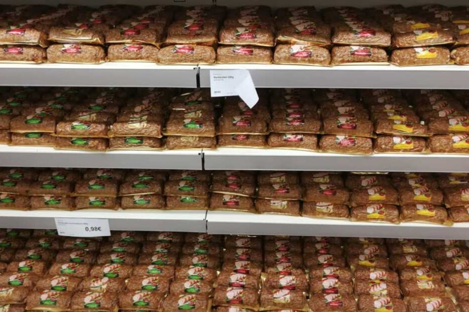 500 Gramm eingeschweißter Hackbraten aus dem Lustlos-Kühlregal kostet 98 Cent.
