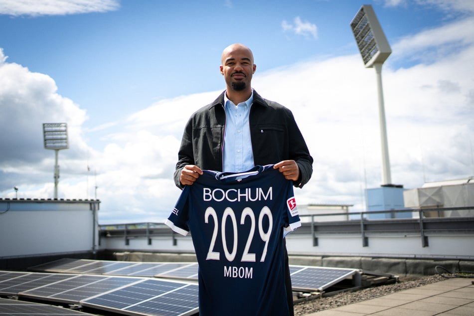Jean Manuel Mbom (26) unterschreibt für die nächsten drei Jahre beim VfL Bochum.