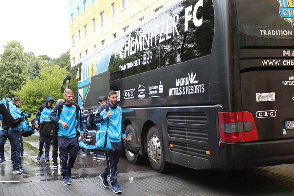 Im Regen kam der CFC am Sonntagmittag in Templin an. Die Kicker bezogen ihre Zimmer, danach ging es zum ersten Training.