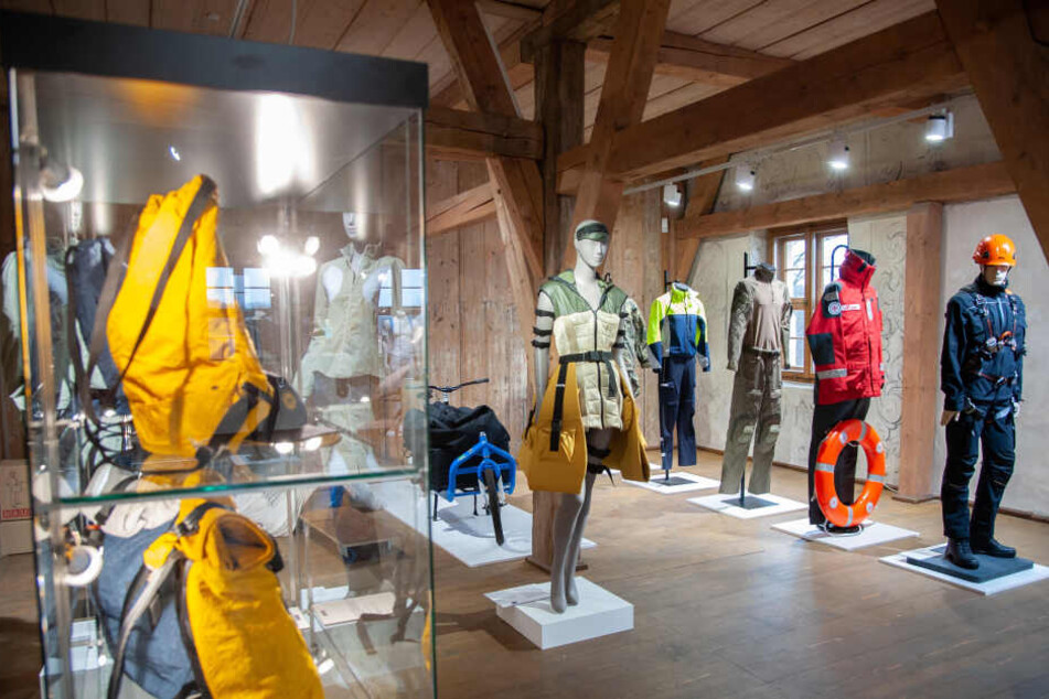 Insgesamt zeigen mehr als 90 Exponate Innovationen im Bereich Textil.